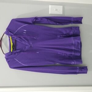 Like New Under Armour Waffle Top. Small